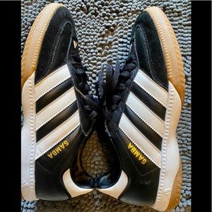 RARE ADIDAS SAMBA SNEAKERS
